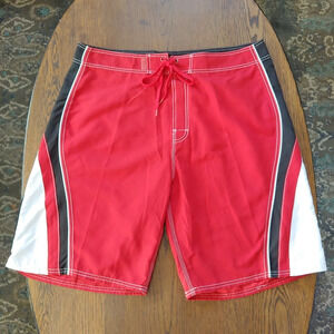 Beach Rays Red, White, Black Board Shorts Swimming Trunks Size Men's 38